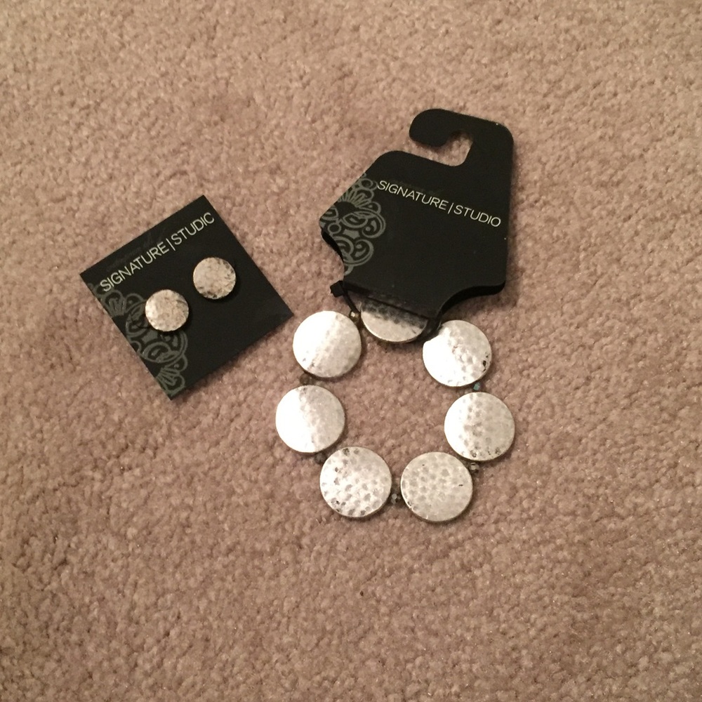 Silver bracelet and earrings